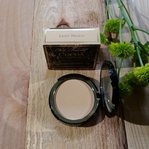 Too Faced Cocoa Powder Foundation-LIGHT MEDIUM